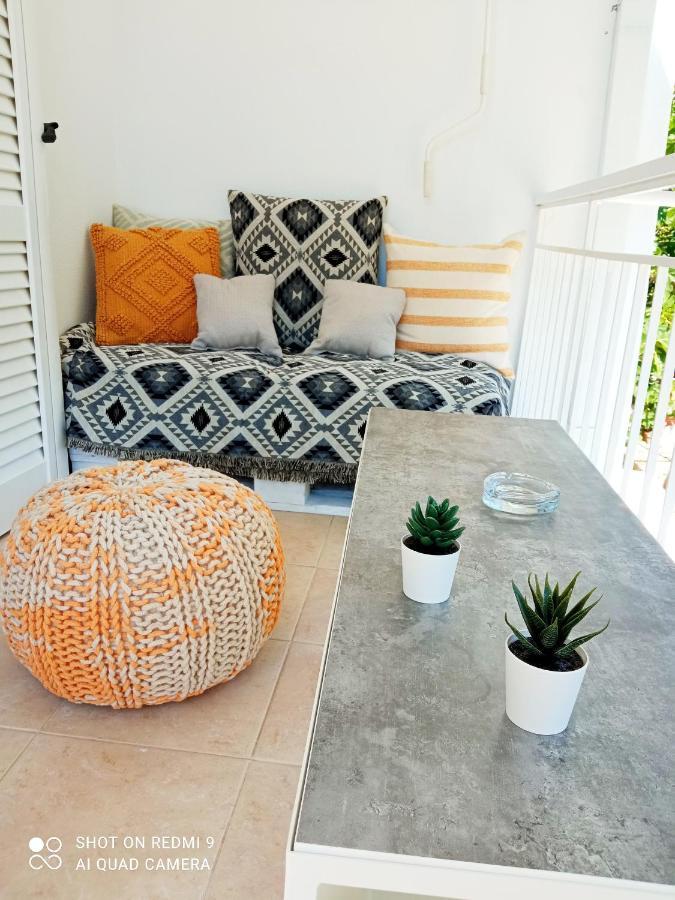 Summer Feel Suites Poros Town Exterior photo