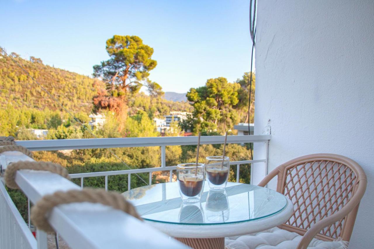 Summer Feel Suites Poros Town Exterior photo