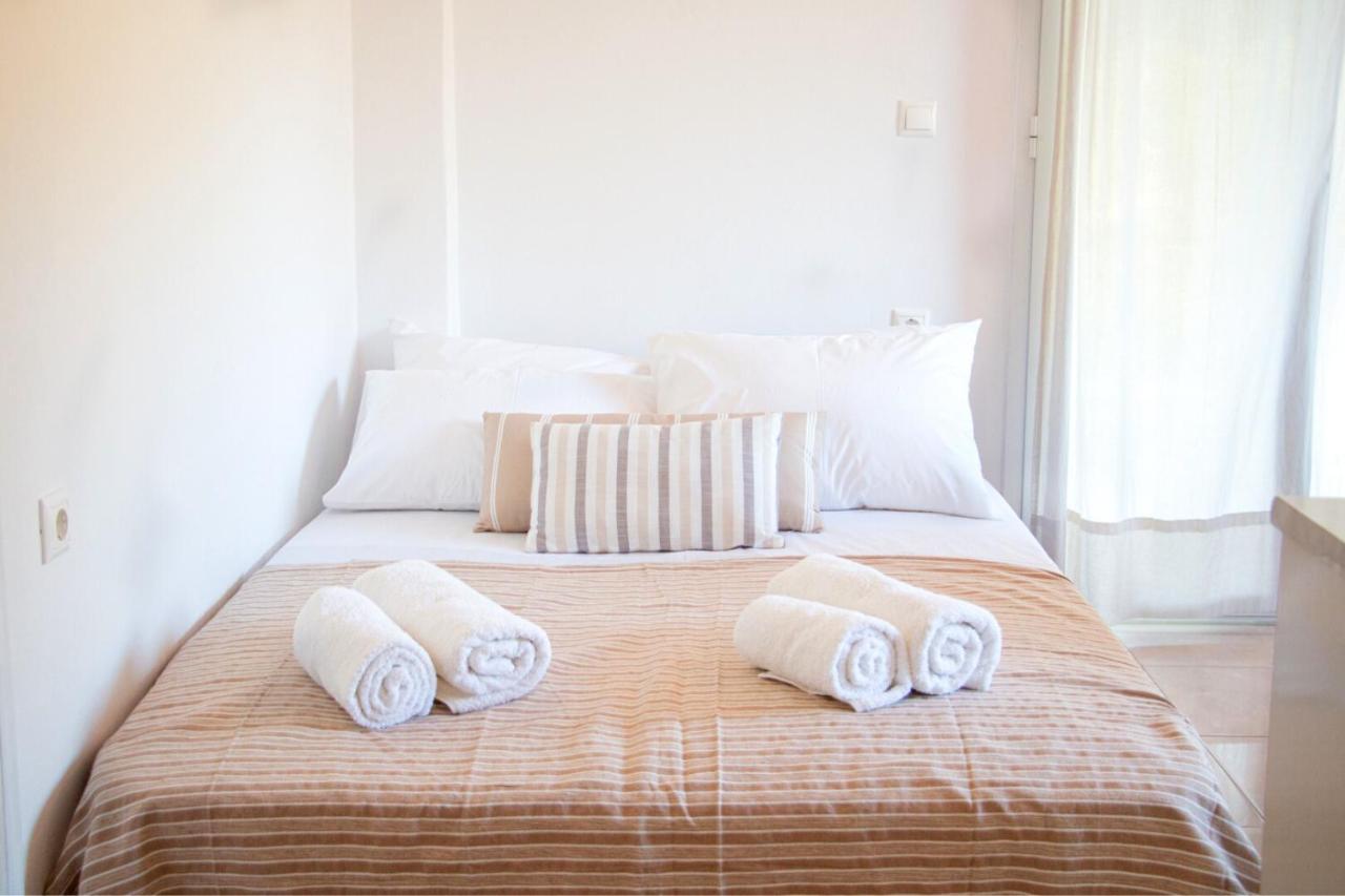 Summer Feel Suites Poros Town Exterior photo